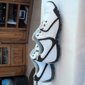 Ladies Golf Shoes